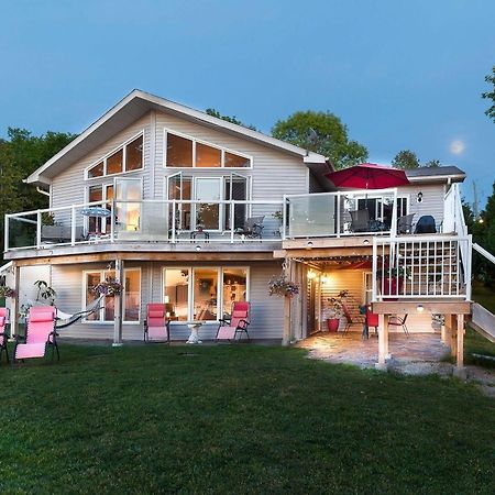 N' This On The Bay -Vacation Suite Wiarton Esterno foto